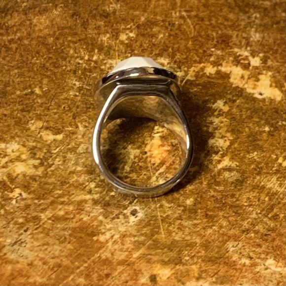 INOX Stainless Steel Silver and White Magnesite Ring Size 7 - Picture 4 of 8